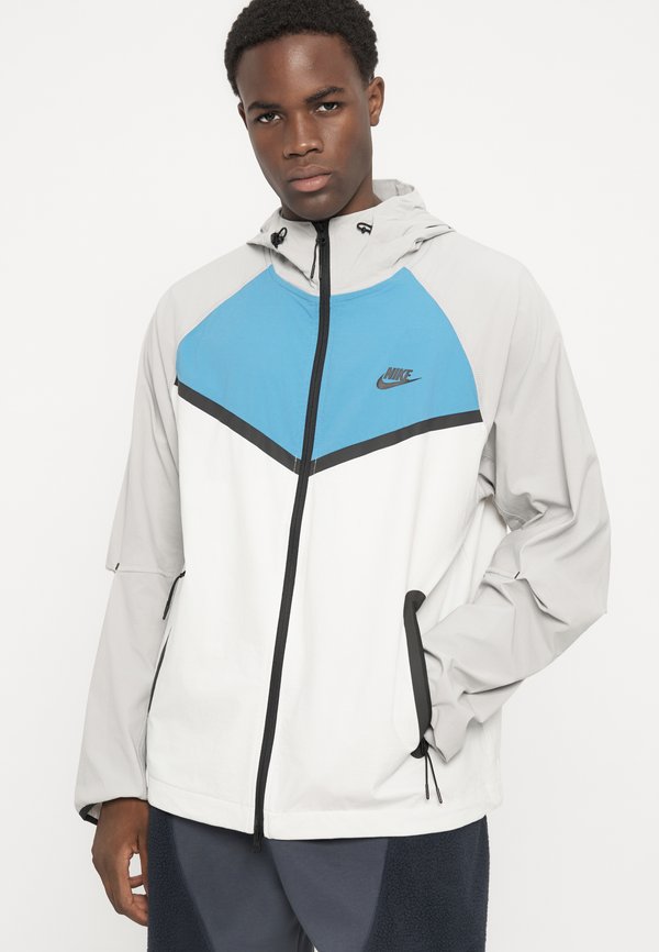 Nike Sportswear