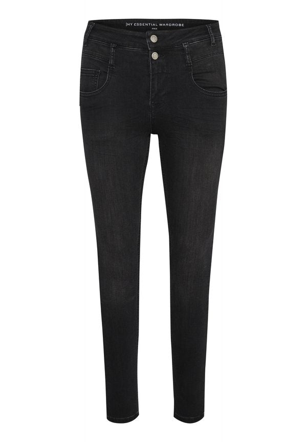 My Essential Wardrobe  FIOLA