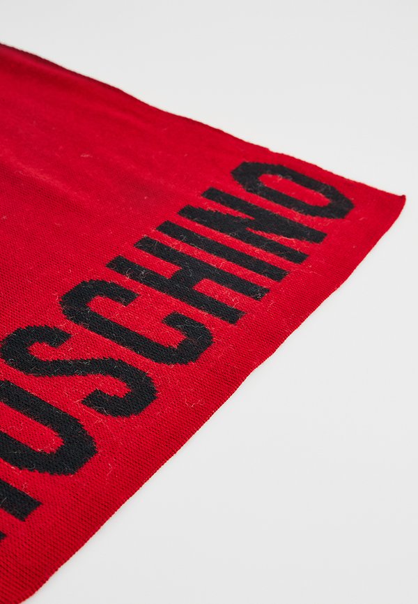 MOSCHINO