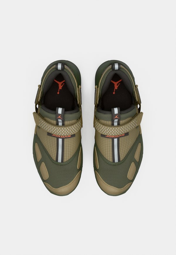Jordan TRUNNER LX