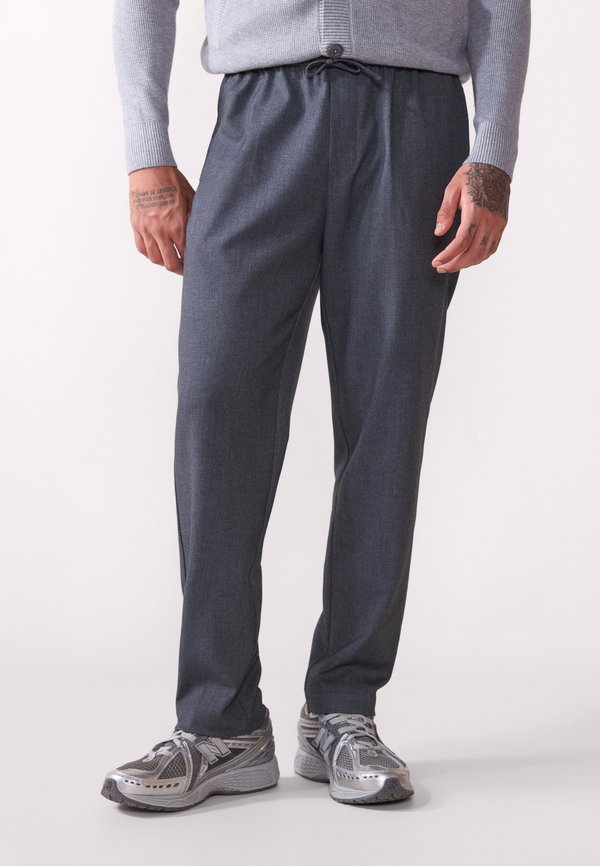 Pier One by Zalando