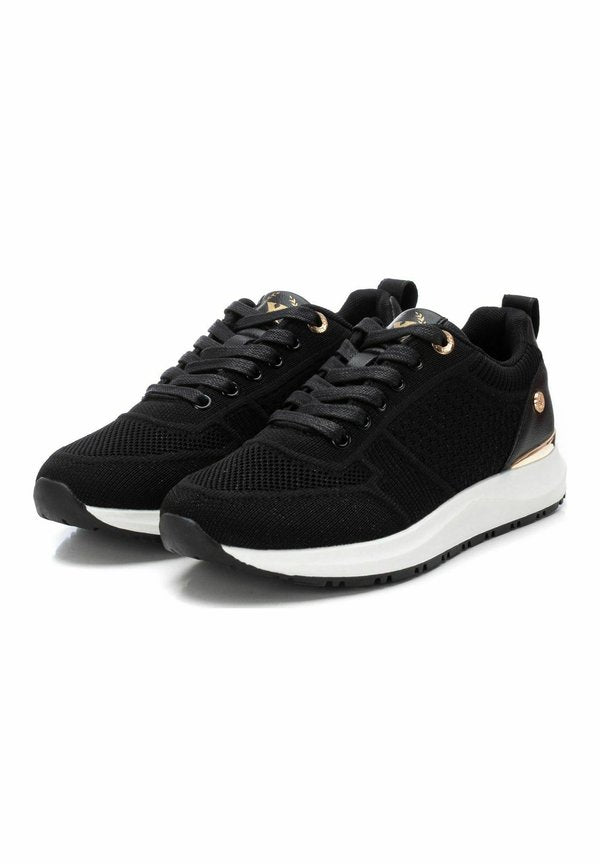 XTI SNEAKER