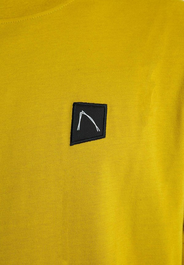 CHASIN' CHASIN' BASIC T-SHIRT BRODY