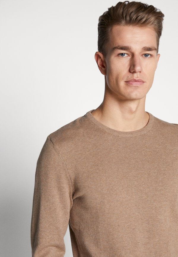 Pier One by Zalando