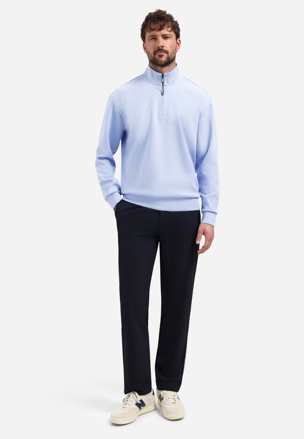 NO EXCESS HALF-ZIP