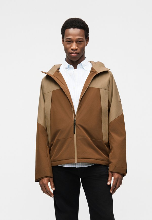 Tommy Hilfiger PERFORMANCE WATER REPELLENT RELAXED PADDED JACKET