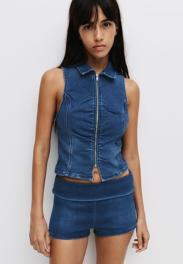 PULL&BEAR