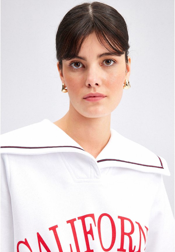 Touché Privé WIDE COLLAR