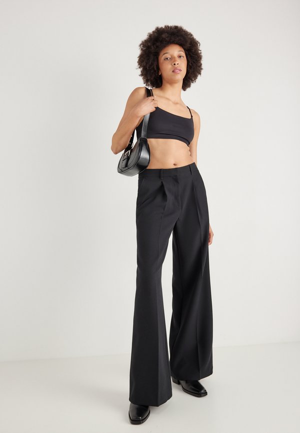 Gina Tricot YOGA