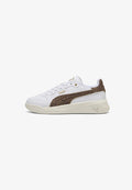 Puma COURT BAE FELINE SNEAKERS - Skate shoes - gold-coloured