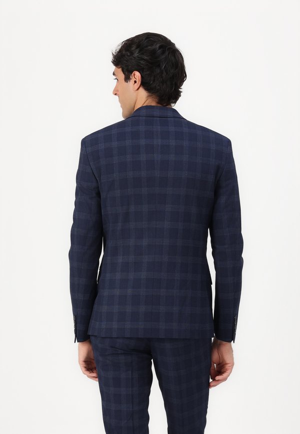 Isaac Dewhirst NOTCH SLIM SLUIT