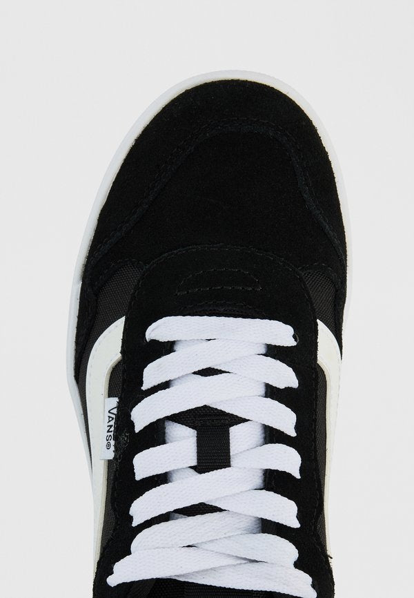 Vans RANGE