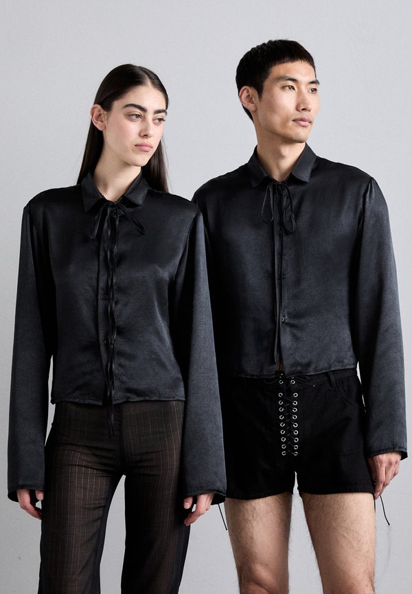 Ludovic de Saint Sernin CROP SHINY UNISEX