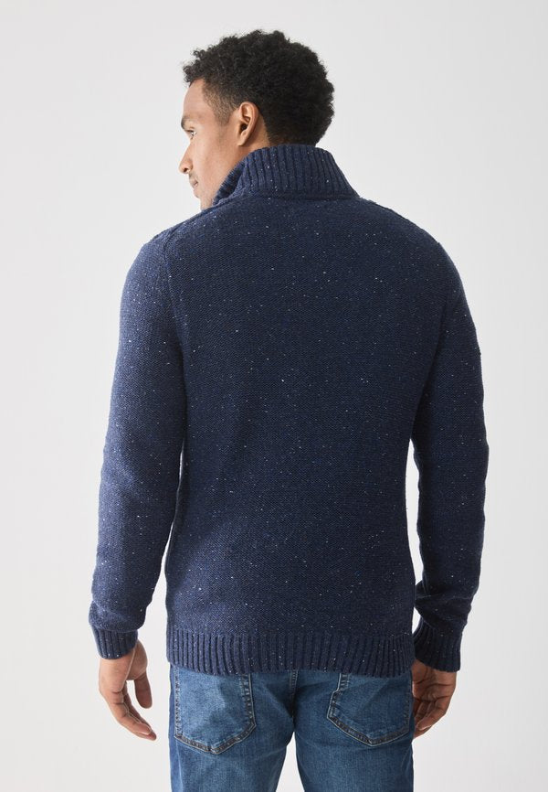 Pier One by Zalando