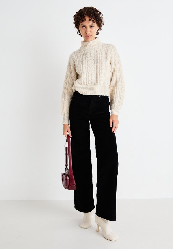ONLY ONLIDA LIFE HIGH NECK