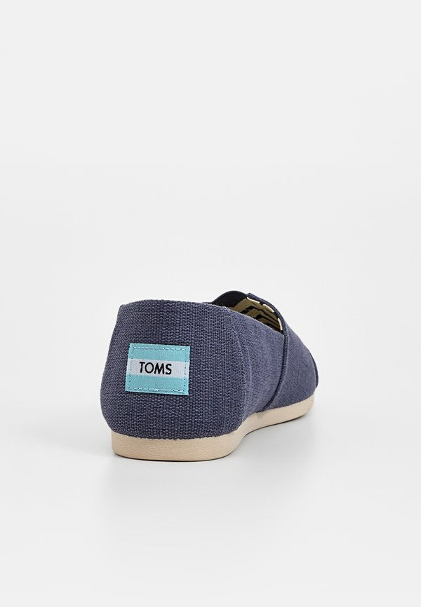 TOMS