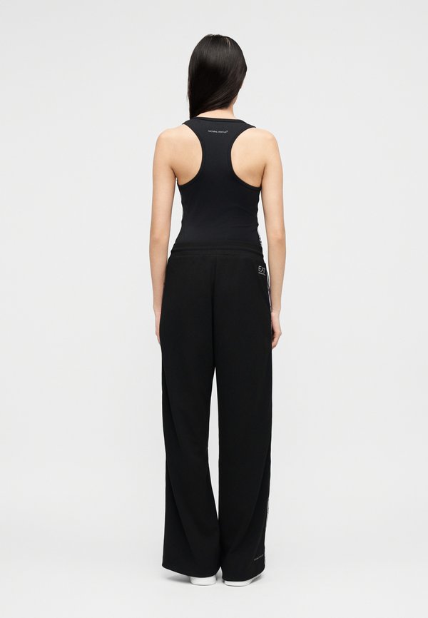 EA7 Emporio Armani