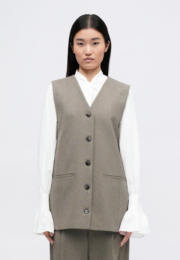 By Malene Birger FRANCINE
