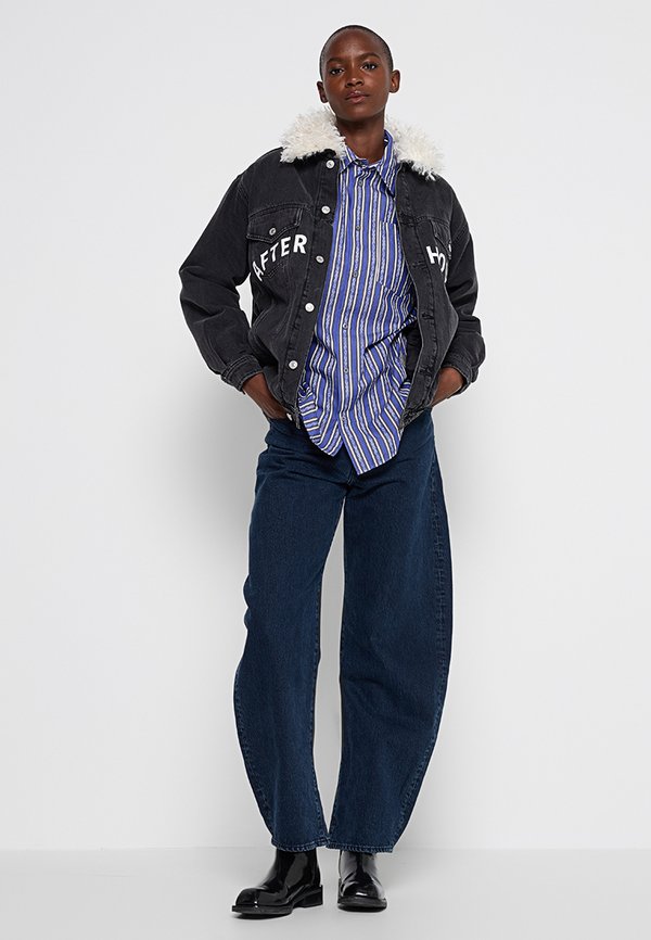 7 for all mankind