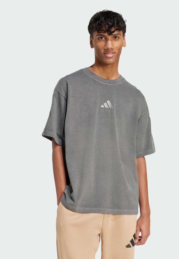 adidas Sportswear ALL SZN WASHED - Basic T-shirt - black