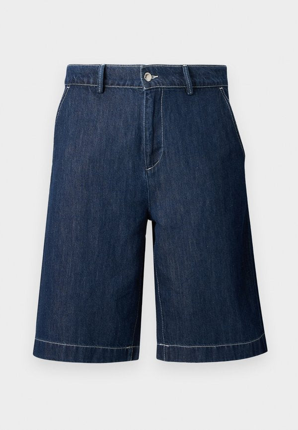7 for all mankind