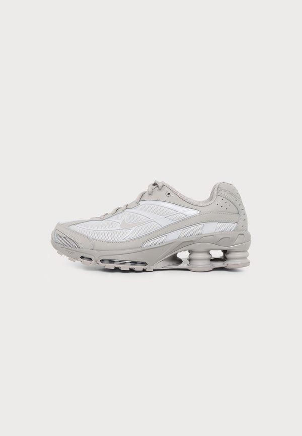 Nike Sportswear SHOX RIDE 2 - Trainers - vast grey/college grey