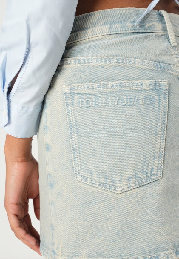 Tommy Jeans IZZIE