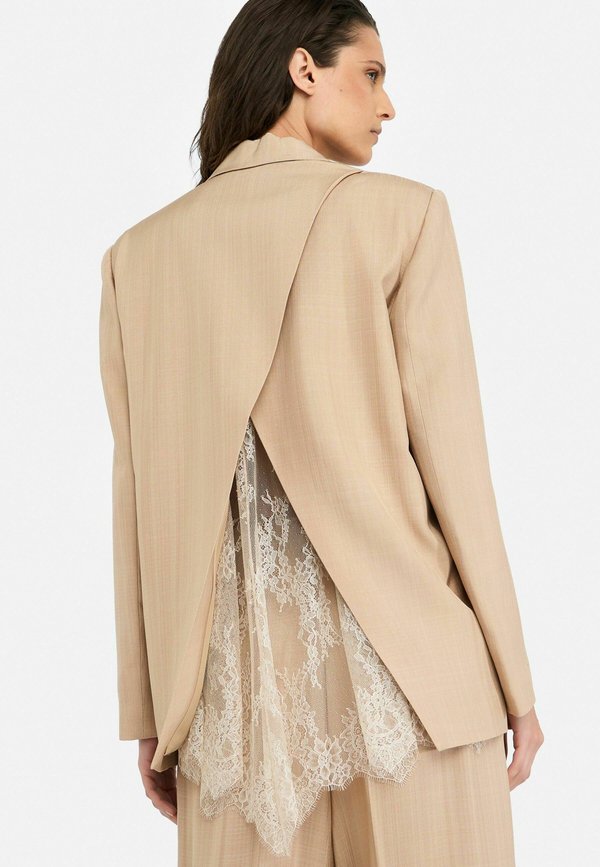 LIU JO WITH DETAILING