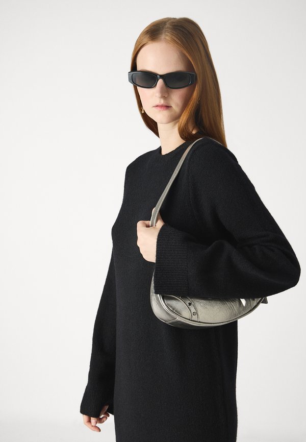 Pieces NULIANA O-NECK
