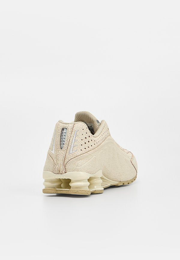 Nike Sportswear SHOX R4 QS