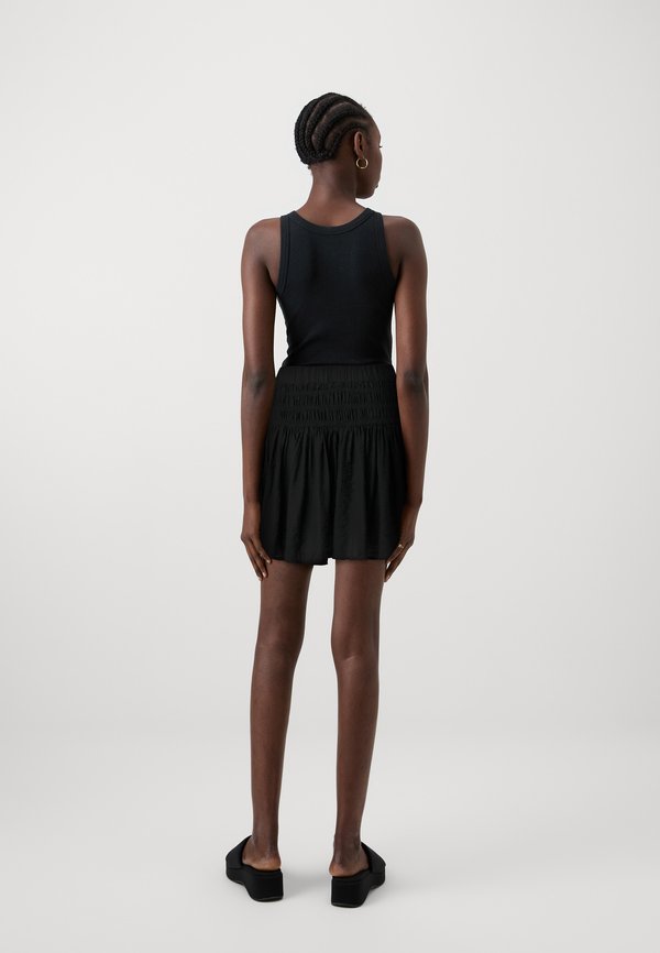 Pieces PCJULIA SHORT SKIRT