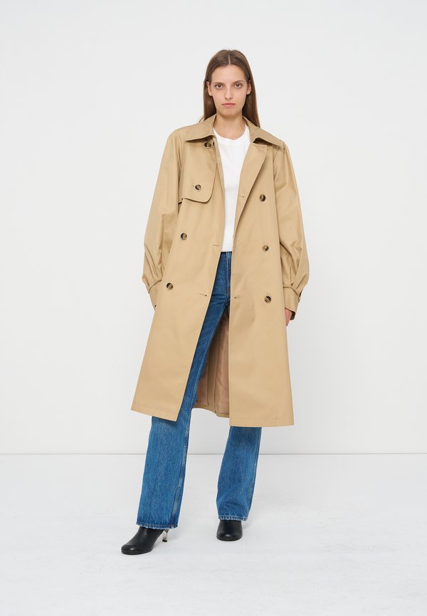 TWINSET