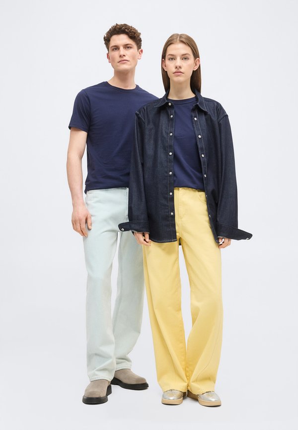 ARKK Copenhagen MINIMAL TEE UNISEX