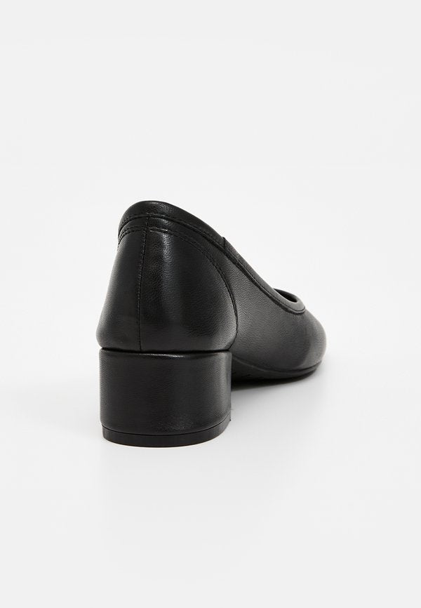 Steve Madden MOLLIE