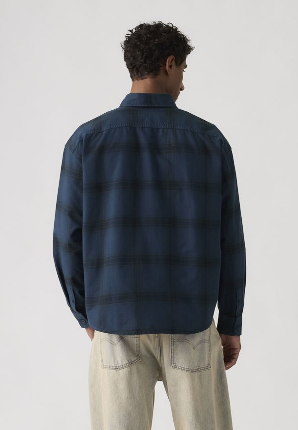 Levi's® ZANDT BOXY