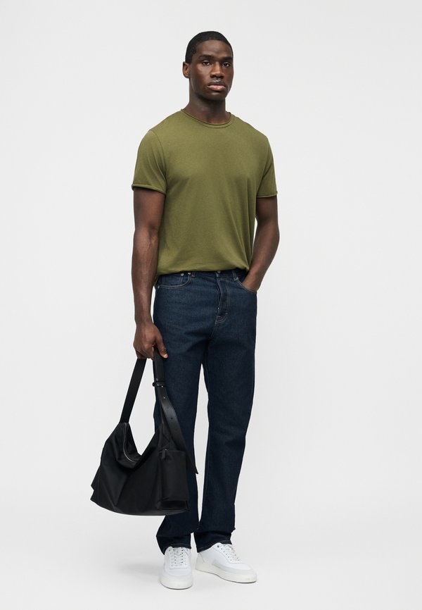 Filippa K ROLL NECK TEE