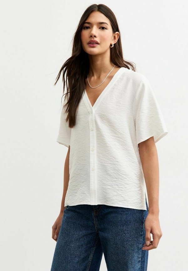New Look V-NECK BUTTON UP
