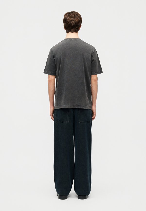 Maison Kitsuné 2002 COMFORT