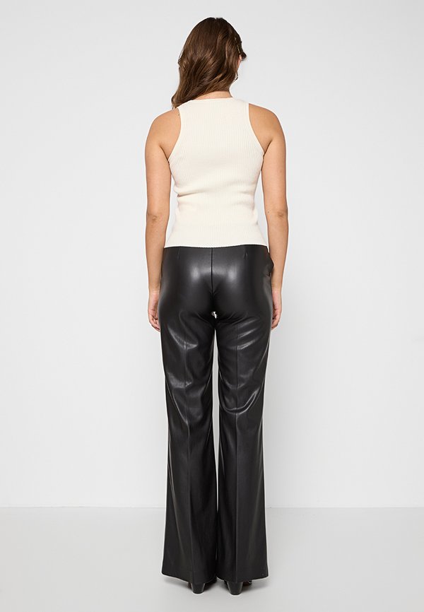 TWINSET