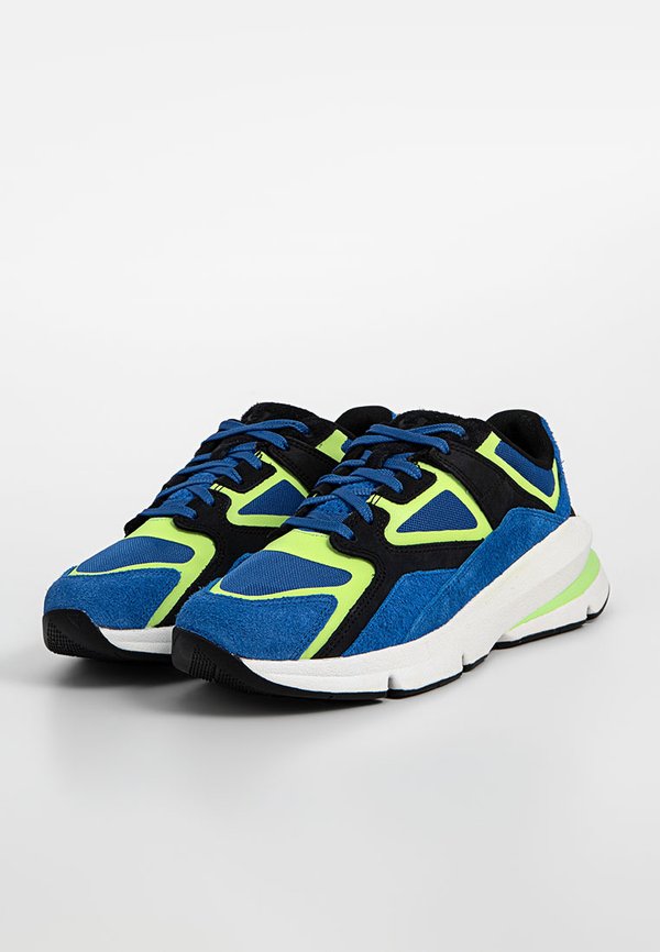 Under Armour FORGE 96