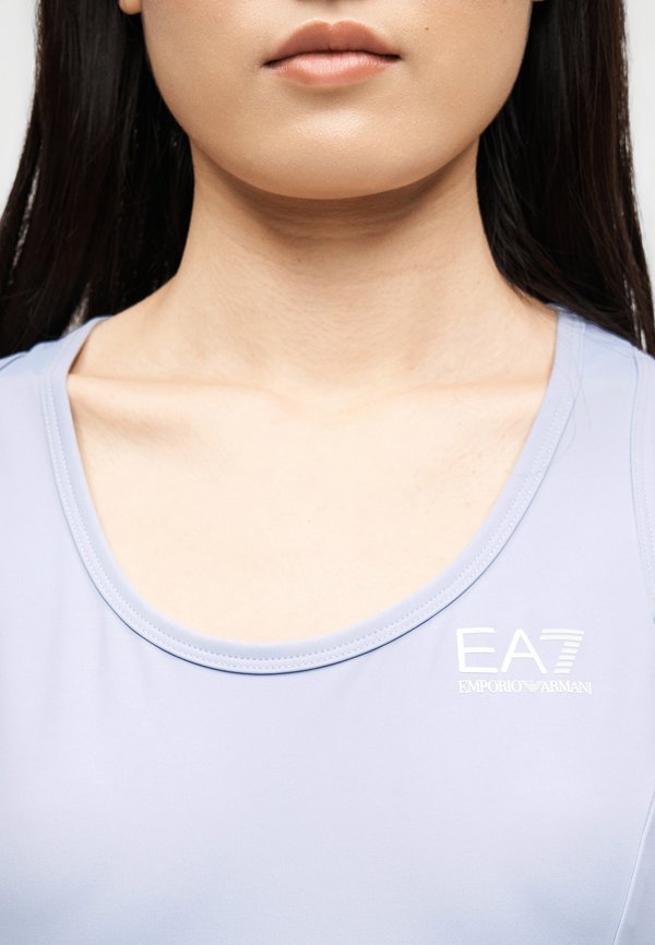 EA7 Emporio Armani