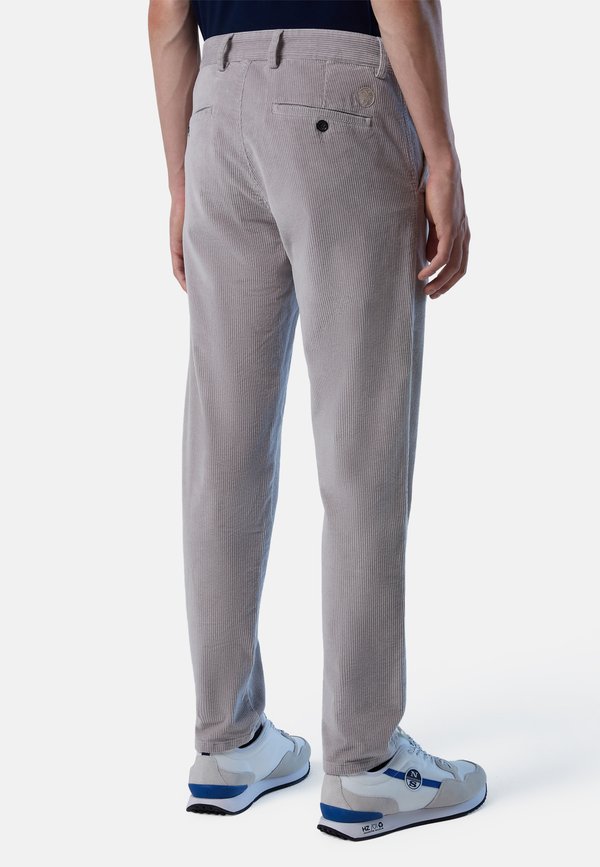 North Sails DEFENDER
