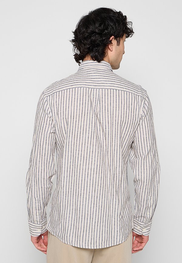 Lindbergh REGULAR FIT