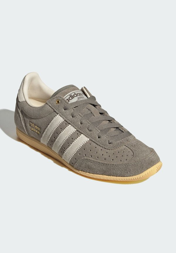 adidas Originals JAPAN W