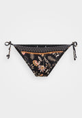 Roxy KERALA CHEEKY