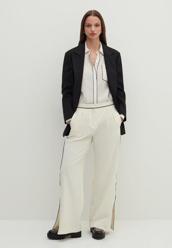 Stefanel FLUID WITH CONTRASTING PIPING