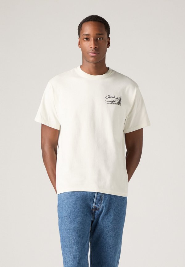 Levi's® VINTAGE FIT GRAPHIC TEE