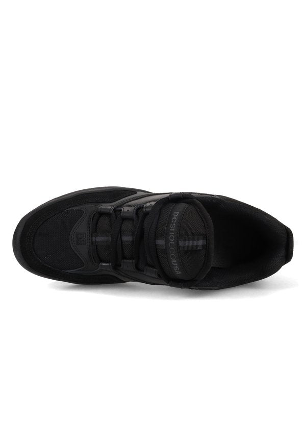 DC Shoes
