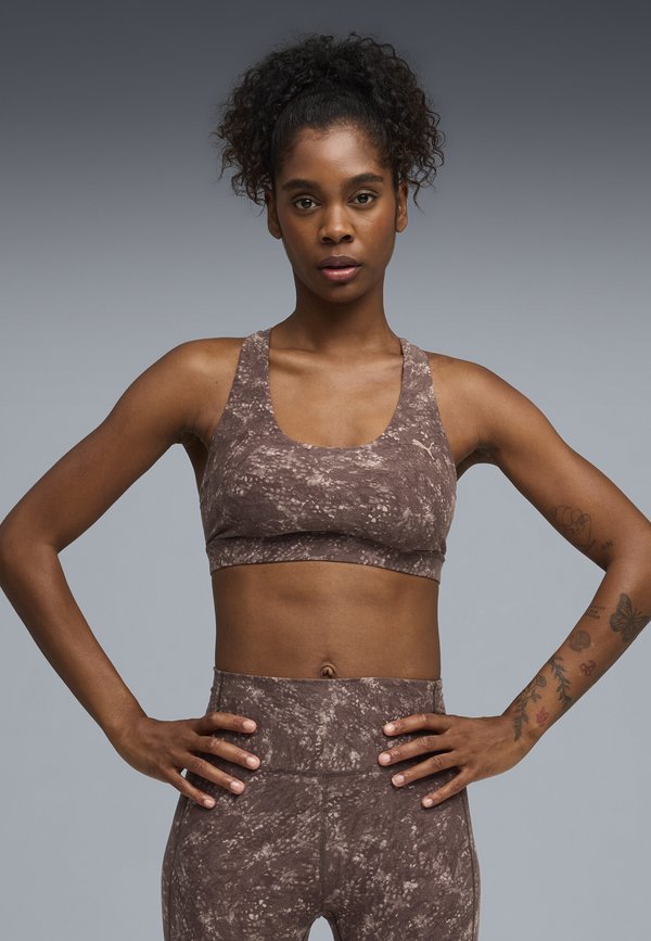 Puma BRA MID - Medium support sports bra - chocolate brown