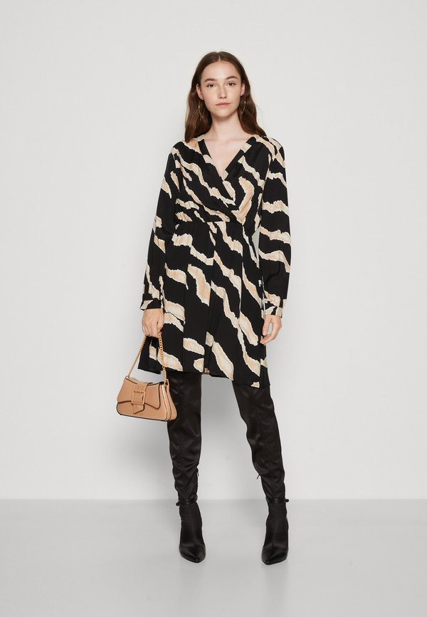 Vero Moda VMMARISOL V-NECK SHORT DRESS